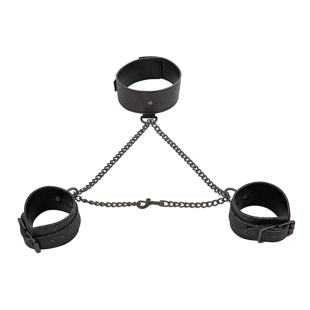 S&M Shadow Sparkle - D Ring Chain Collar And Cuff Set > Bondage Gear > Restraints Main image