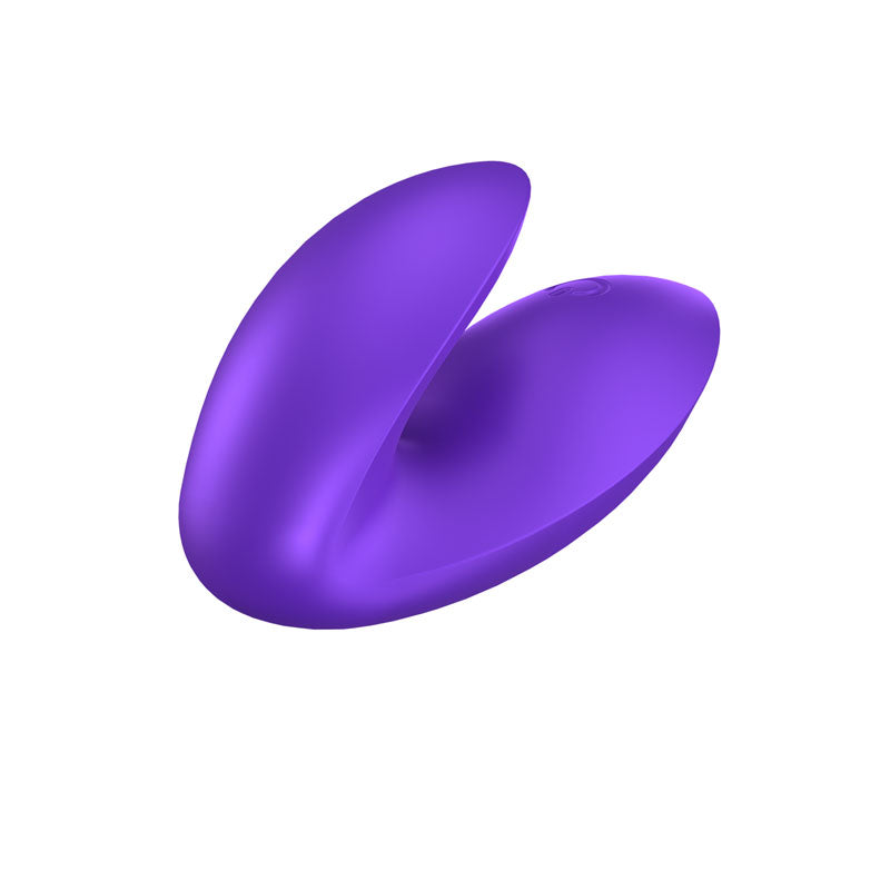 Satisfyer Love Riot Finger Vibrator – Waterproof Medical Silicone with 12 Vibration Modes > Vibrators > Finger Vibrators