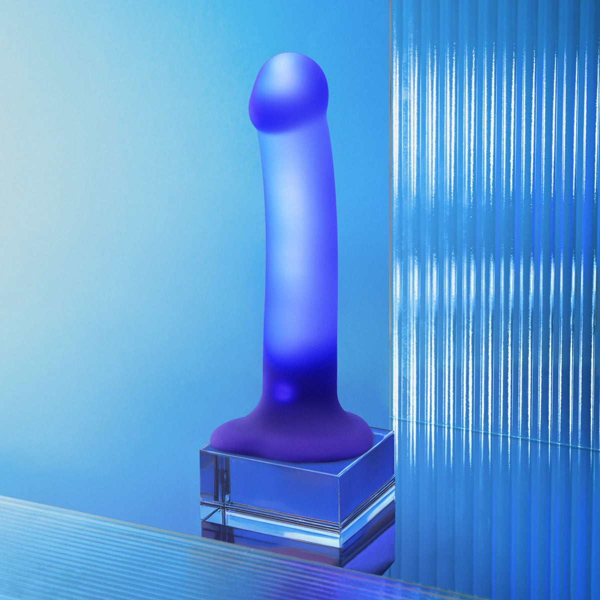 Strap On Me Glow LED Silicone Dildo with Luminous Technology – Medium Dildo > Dildos > Neutral Dildos