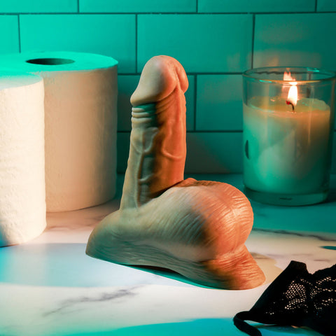 Gender X Stand To Pee Funnel Dark GENDER EXPRESSION