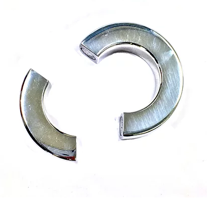 Rouge Stainless Steel Polished Magnetic Ball Stretcher 35mm Default Title > Bondage Gear > Bondage Cock Rings