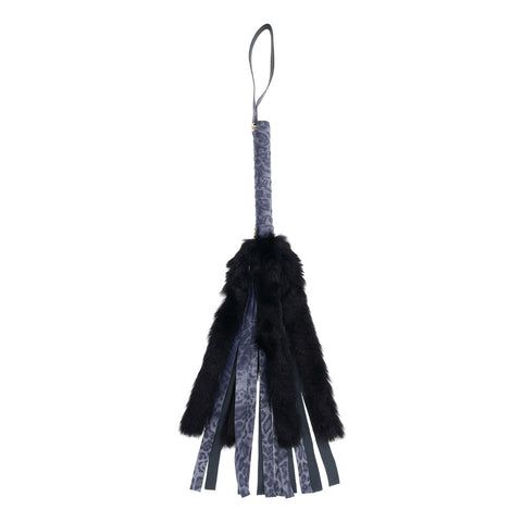 Sex & Mischief Cougar Faux Fur Flogger 28 cm Navy/Black Whip Whips & Paddles