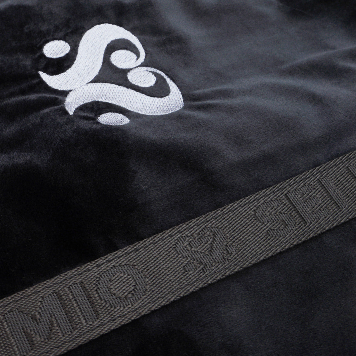 Sei Mio Velvet Duffle Bag – Travel Storage Bag > Essentials > Toy Storage