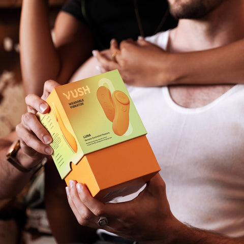 Vush Luna – Wearable Remote-Controlled Silicone Vibrator with Compact Remote Control > Sex Toys > Couples Toys