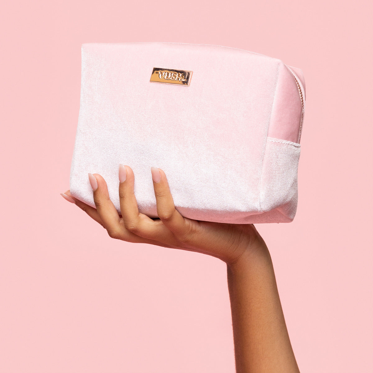 Vush Making Moves Velvet Soft Storage Case – Protective Bag for Self-Love Products > Essentials > Toy Storage